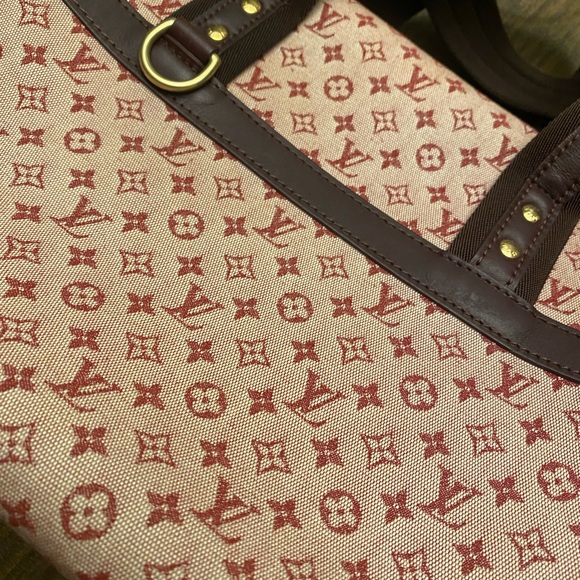 LOUIS VUITTON JOSEPHINE PATENT LEATHER SATCHEL - Picture 2 of 11